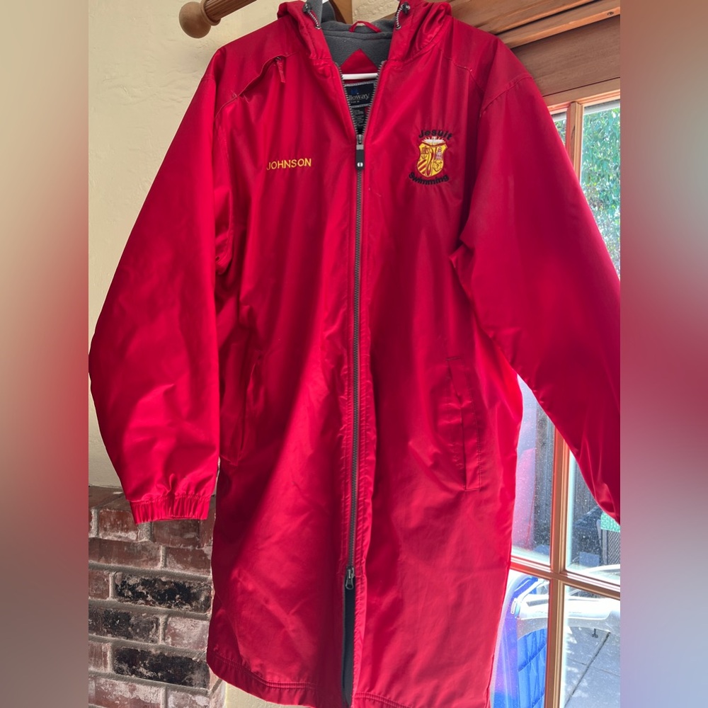Jesuit HS swim/waterpolo parka
